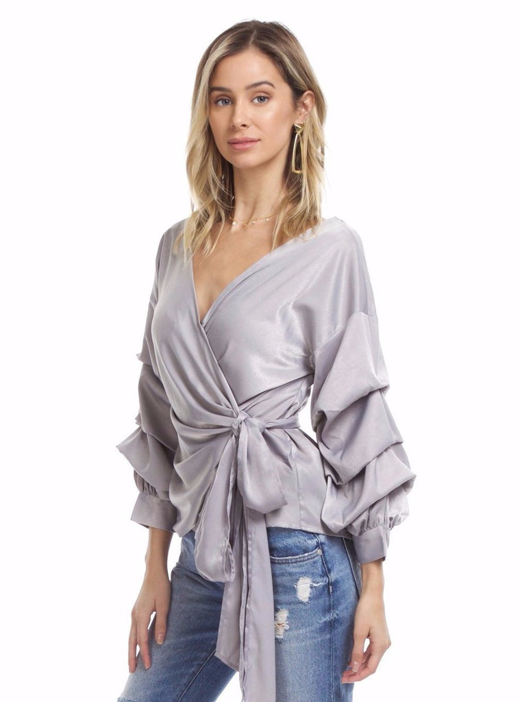 Women outfit in a top rental from FashionPass called Crystal Pleated Kimono Tie Front Top