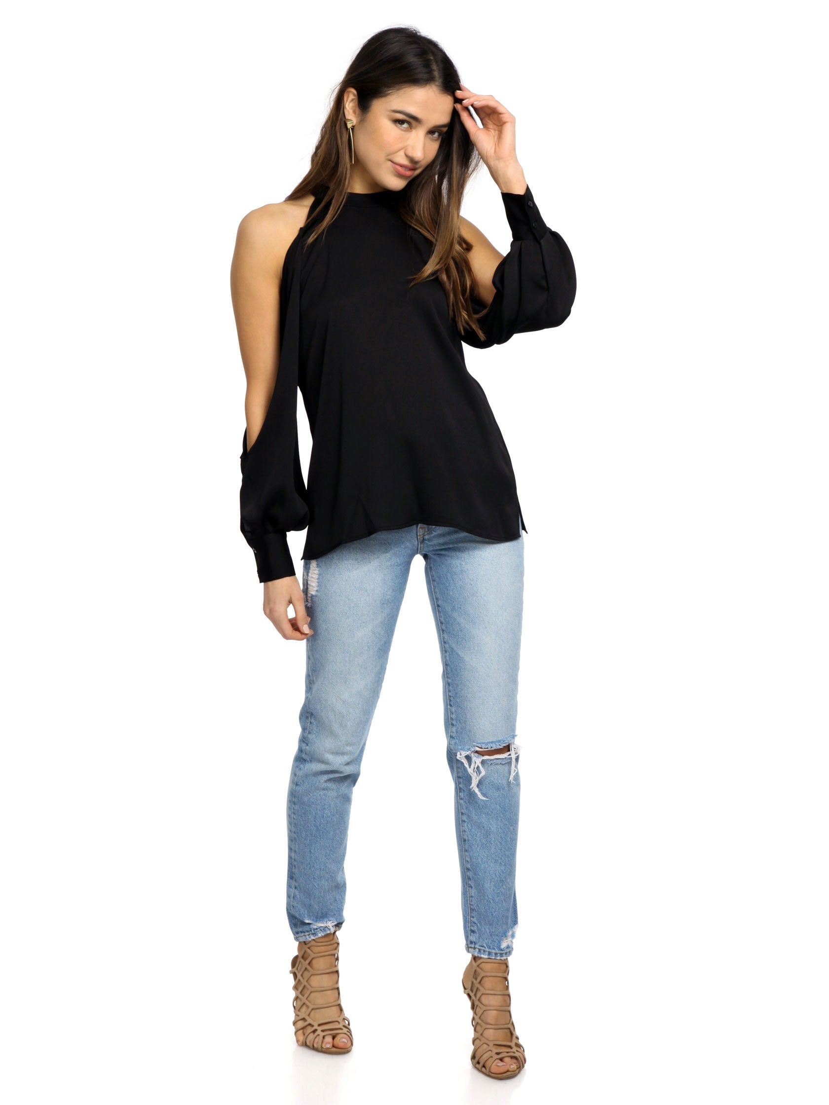 Girl wearing a top rental from 1.STATE called Cold Shoulder Blouson Sleeve Blouse