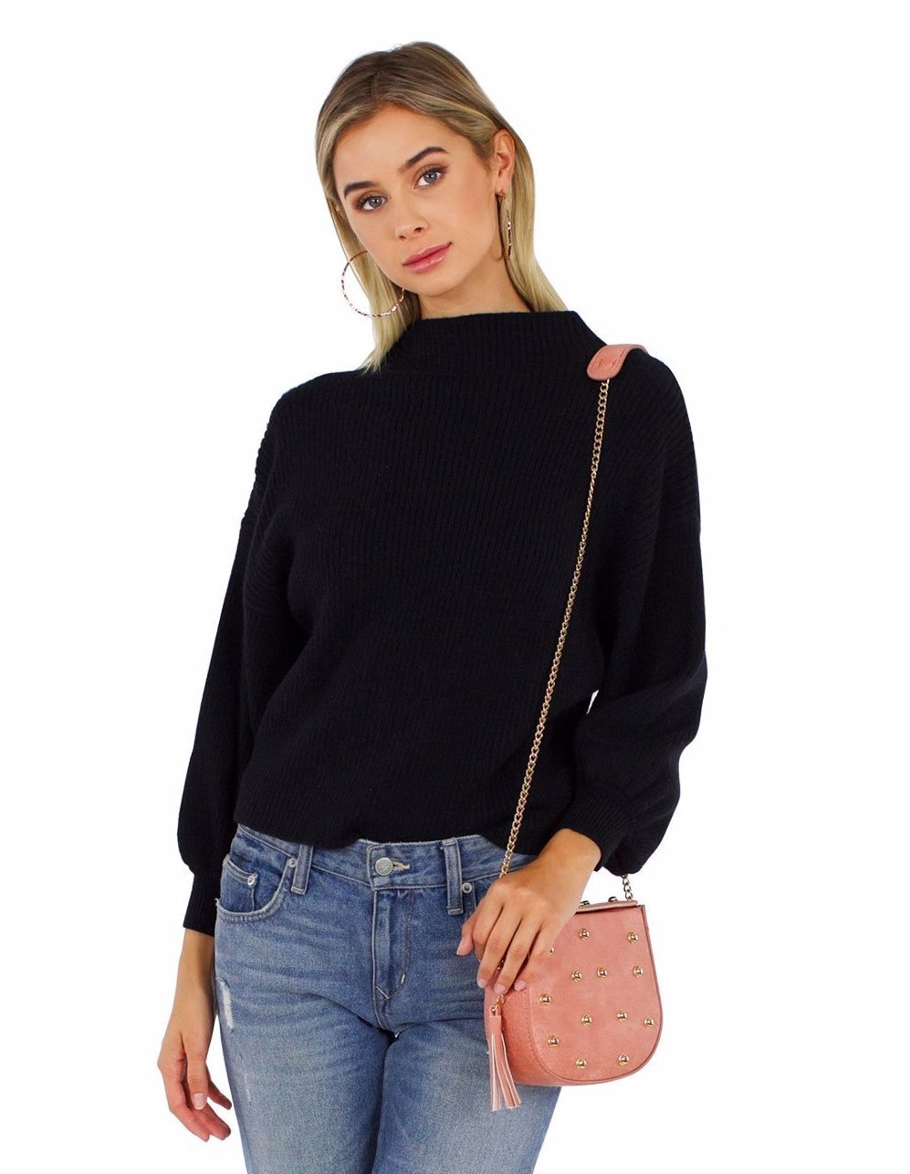 Girl outfit in a top rental from Line & Dot called Balloon Sleeve Pullover Sweater