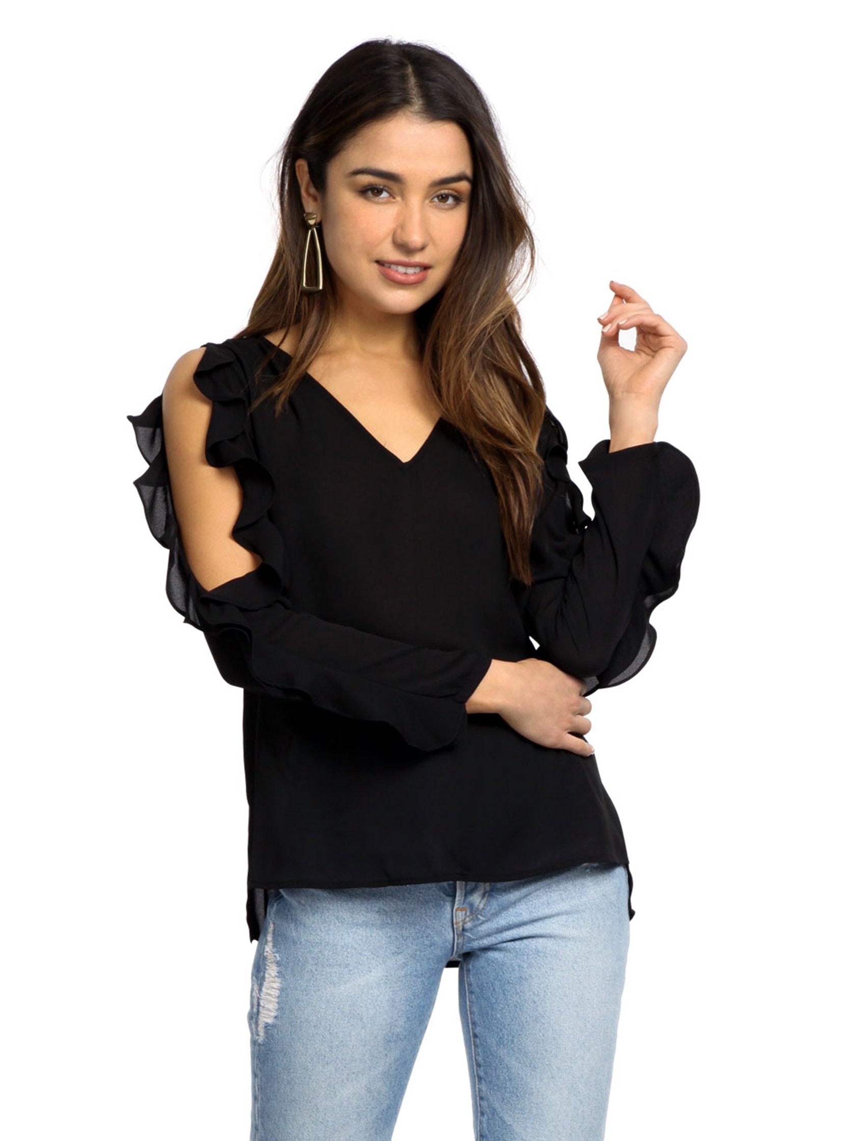 Girl wearing a top rental from 1.STATE called Ruffle Cold Shoulder Top